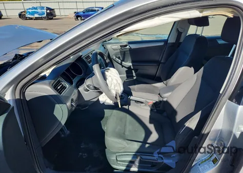 2015 Volkswagen Jetta Se z USA, uszkodzony, nr VIN 3VWD17AJ5FM287269